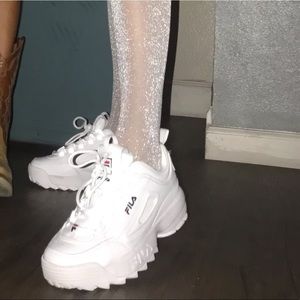 Women’s Fila white sneaker size 8